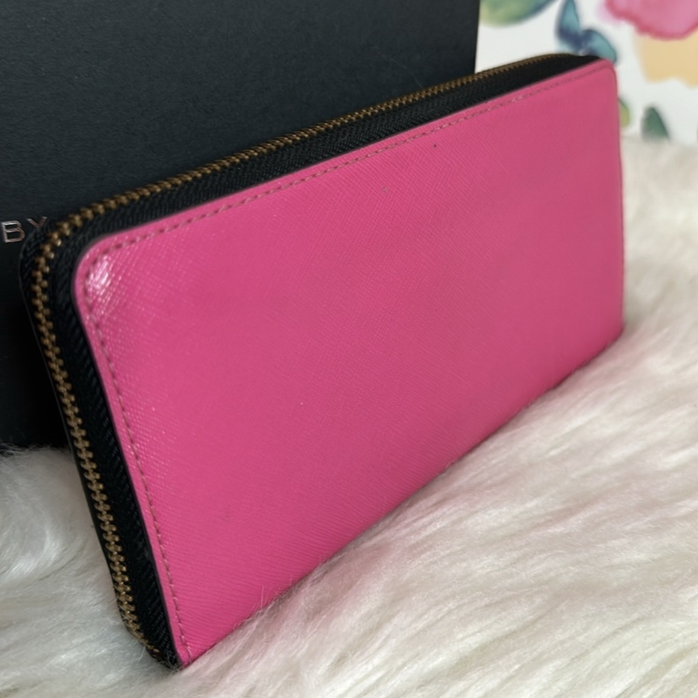 💯Authentic Marc by Marc Jacobs Orange Zip Wallet🍀 - Picture 10 of 15